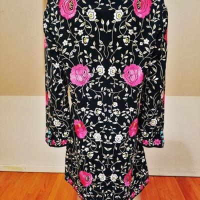 Vtg Japanese silk embroidered and aqua beaded Long kimono Jacket