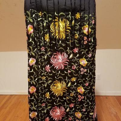 Vintage Antique silk embroidered Piano shawl w/ 14