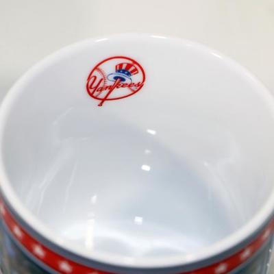 New York Yankees Collector Mugs Set of 4 by Danbury Mint - Mint