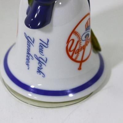 New York Yankees Christmas Bell Porcelain Ornament 2004 Danbury Mint