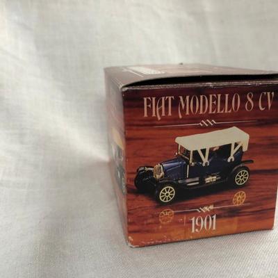 Collector's Set of Classic Car Miniatures (Item 2024)