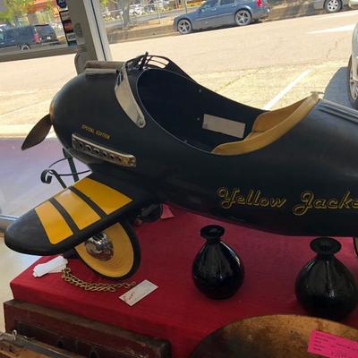 yellow jacket special edition pedal plane