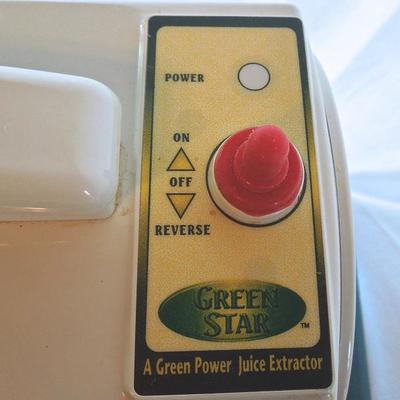 Lot 97: GS-1000 Greenstar Twin Gear Cold Press Commercial Juice Extractor