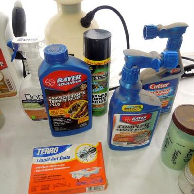 Lot 190: Group of Insecticide and Gardening Products