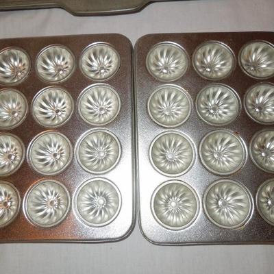 Lot 72: Huge Lot: Baking Sheets, Broiler Pan, Bread and Muffin Pans, etc