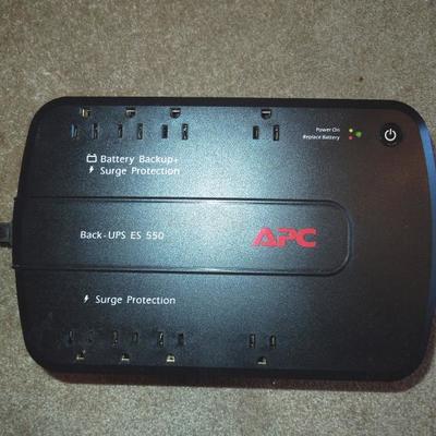 Lot 114: HP Desktop Computer Package with Lots of Extras
