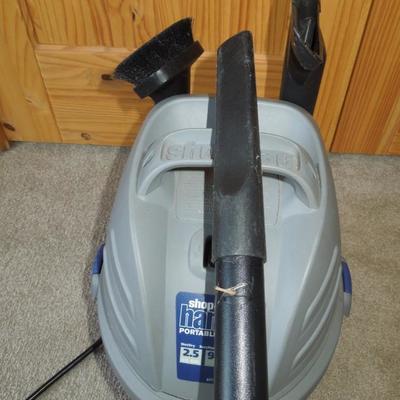 Lot 100: Hang Up Portable Mini Wet/Dry Shop Vac