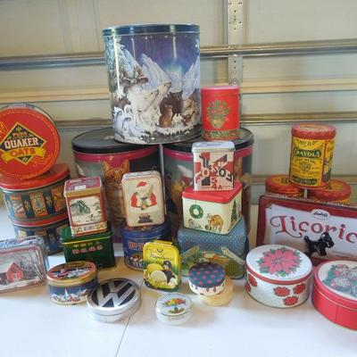 Lot 228: Large Group Collectible Advertisment Tins x 27