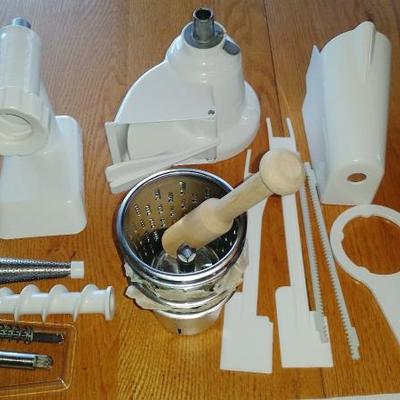 Lot 248: Kitchen Aid Multi Function Mixer with Attachment Pak FPP-A