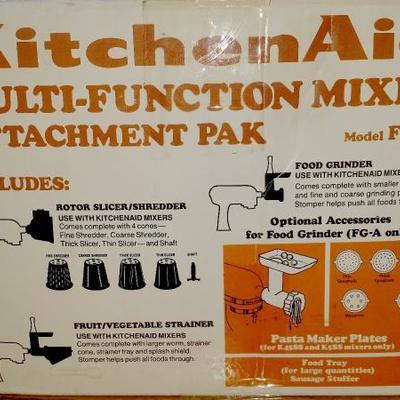 Lot 248: Kitchen Aid Multi Function Mixer with Attachment Pak FPP-A