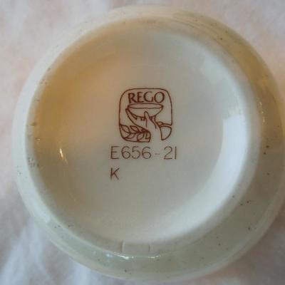 Lot 83: Rival Crockpot, Souffle  and Ramekins