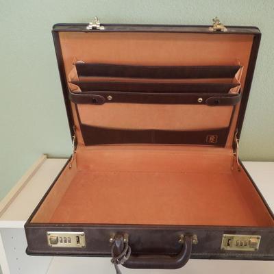 Lot 107: Reed Mens Leather Attache Case with Combination