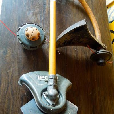 Lot 221: Ryobi Expand-It Trimming Attachments and Spool