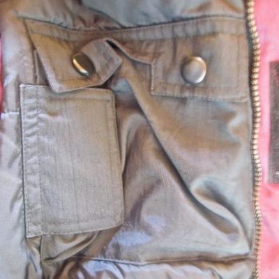 Lot 24: Four Unisex Nylon/Polar Fleece Sherpa Vests