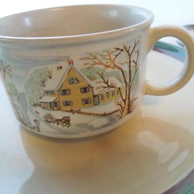 Lot 86: Pfaltzgraf Everyday Ceramic Dinnerware 48 Pc. 