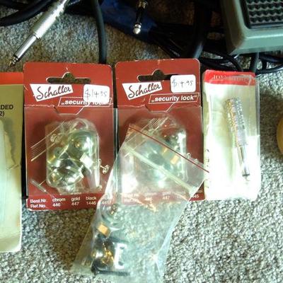 Lot 132: Guitar Stand, Hosa FSC-501 Footswitch and More
