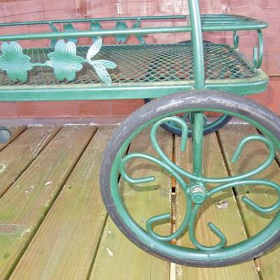 Lot 59: Green Metal Mesh Patio Beverage Cart Removable Tray