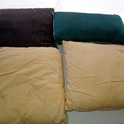 Lot 243: Four Vintage Decorative Pillows