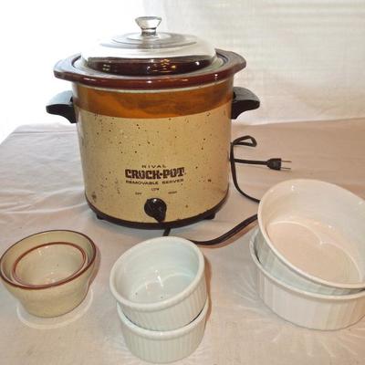 Lot 83: Rival Crockpot, Souffle  and Ramekins