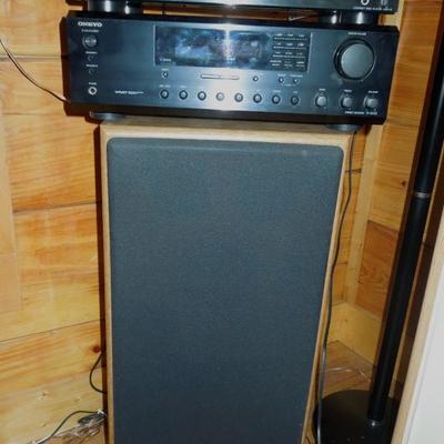 Lot 47: Cabinet Speakers, Stereo Receiver, CD Player and Antenna