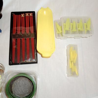 Lot 67: Mega Lot of Kitchen Tools, Gadgets and Sectional Storage Divider