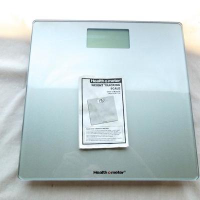 Lot 19: Health-O-Meter Weight Tracking Bathroom Scales