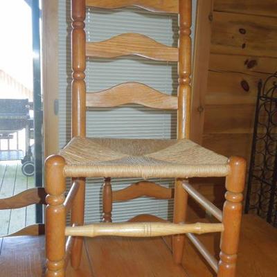 Lot 42: Antique Oak Dining Table with 6 Ladder Back Rushed Seat Chairs