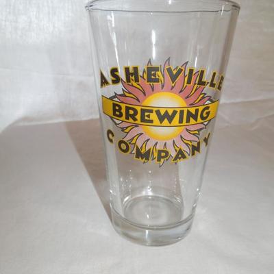 Lot 66: 12 Collectible Beer Glasses Various Sizes