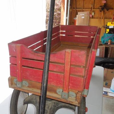 Lot 241: Radio Flyer Town and Country Wagon Pullcart