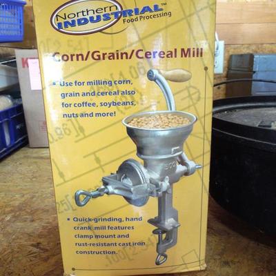 Lot 204: Lodge Cast Iron Camping Dutch Oven and Metal Corn Mill