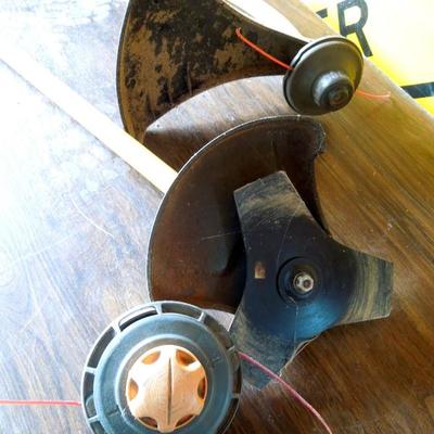 Lot 221: Ryobi Expand-It Trimming Attachments and Spool