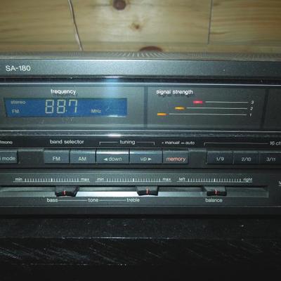 Lot 135: Technics Receiver SA-180 Quartz AM/FM Synthesizer