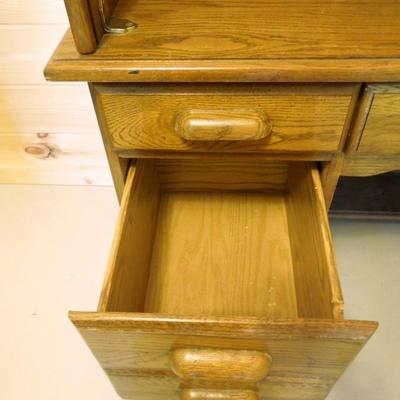 Lot 148: Reproduction 4 Drawer Rolltop Desk with Dividers