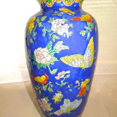 Lot 63: Three Pieces of Pottery