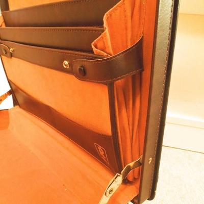 Lot 107: Reed Mens Leather Attache Case with Combination