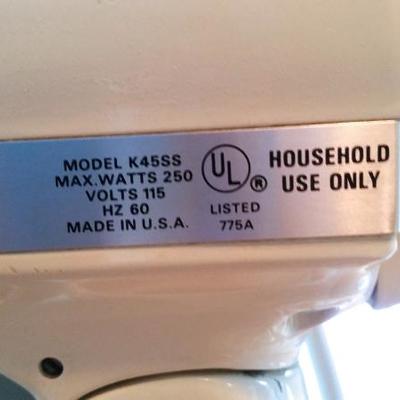 Lot 248: Kitchen Aid Multi Function Mixer with Attachment Pak FPP-A