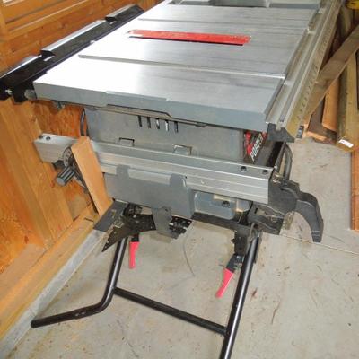 Lot 215: Porter and Cable Jobsite 10" Table Saw Machine Shop