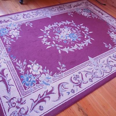 Lot 33:  Floral Decorator Rug 86" x 67" 
