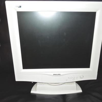 Lot 122: Phillips Desktop Computer Monitor