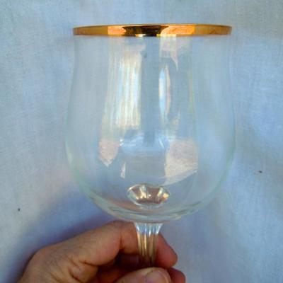 Lot 229: Seventeen Noritake "Bradford" Gold Rim Wine Glasses