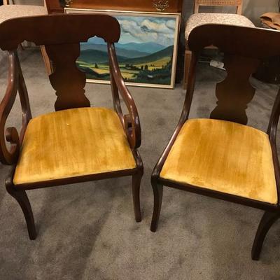 Lot 23-Set of 8 Craftique Dining Chairs