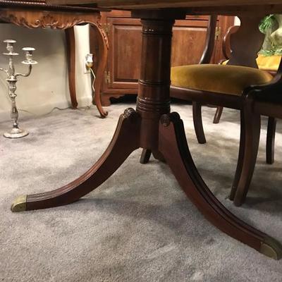 Lot 22-Banded Mahogany Duncan Phyfe Double Pedestal Dining Table Banquet Size