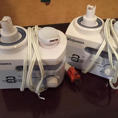 Lot 556-Pair of Walgreens Travelaire Breath Easy Pesronal Humidifiers