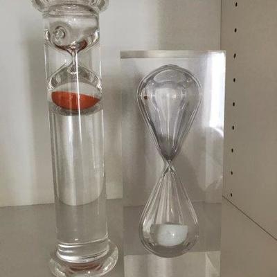 Lot 31-Acrylic Block Sand Timer WDS100 and Glass Floating Hourglass