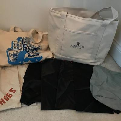 Lot 271-Lot of Tote Bags and Shoe Bags