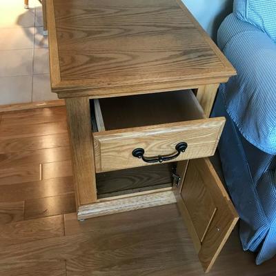 Lot 359-Solid Oak Drawer Over Door End Table Cabinet