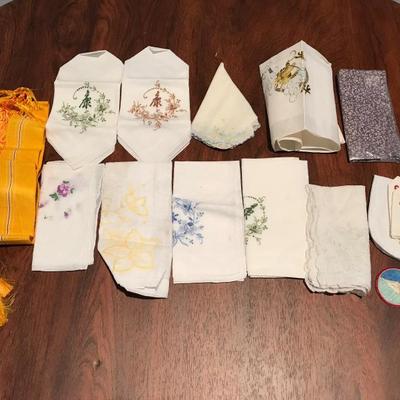 Lot 389-Vintage lot of ladies' handkerchiefs