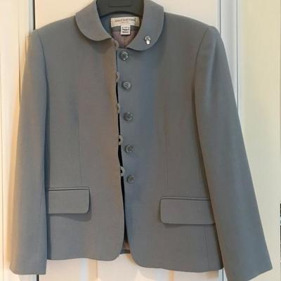 Lot 528-Jones New York Ladies Grey Dress Jacket