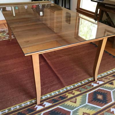 Lot 19 - Dining Table 