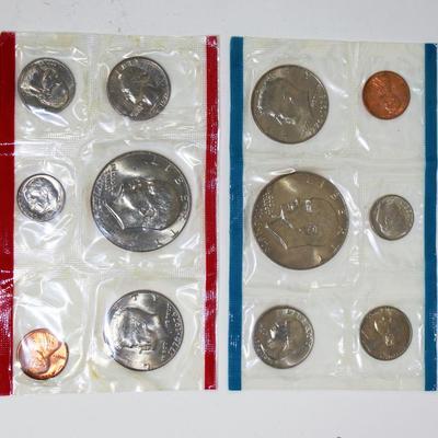 U.S. MINT 1975 Uncirculated Coin Set in Original Envelope #501-11